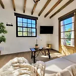 Hacienda La Vizcaina Апартаменты Ля Оротава