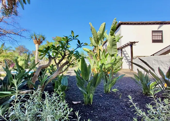 Hacienda La Vizcaina Апартаменты Ля Оротава